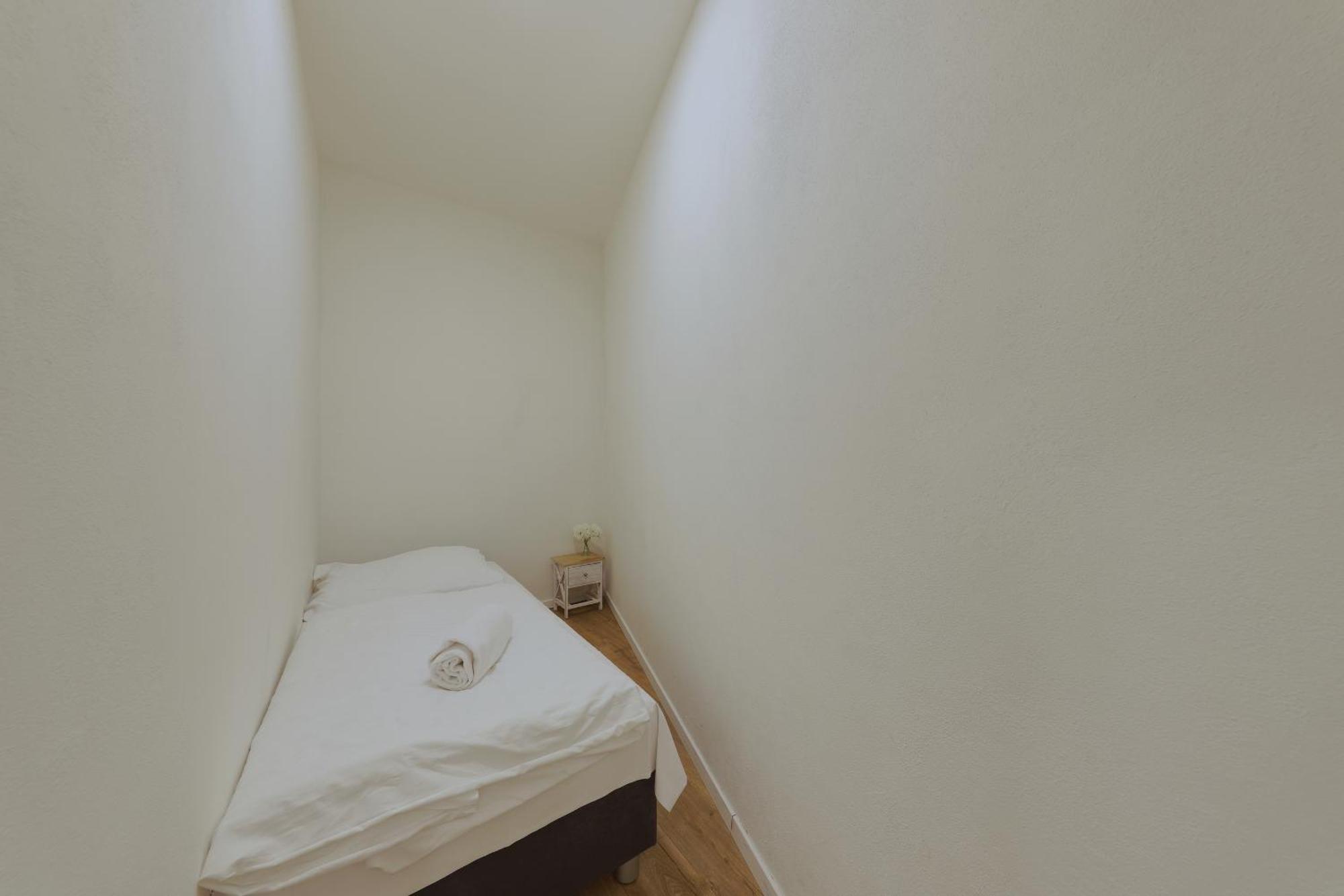 Shone Apartment Old Town 2 Bedroom ブラチスラヴァ エクステリア 写真